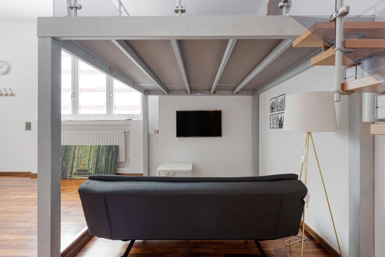 Guesthost - Cosy Apt Close To Piazza Insubria Apartment *