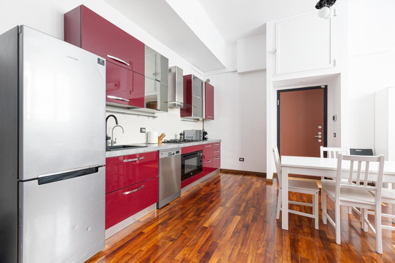Apartamento Guesthost - Cosy Apt Close To Piazza Insubria *